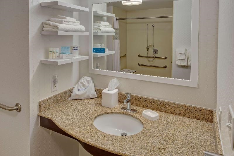 Hampton Inn by Hilton Dunn