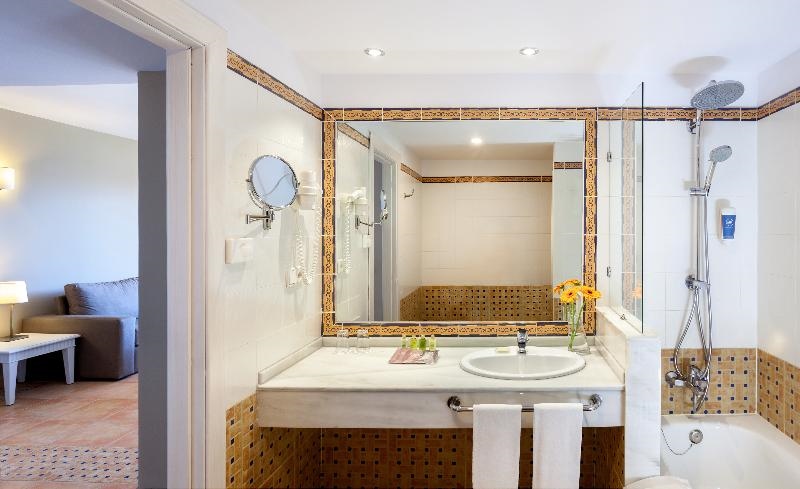 Occidental Isla Cristina