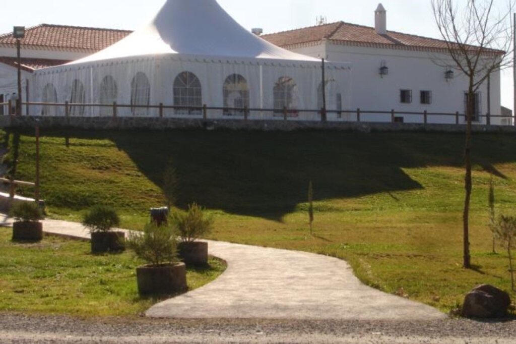 Hotel Rural Arroyo La Plata By Bossh Hotels