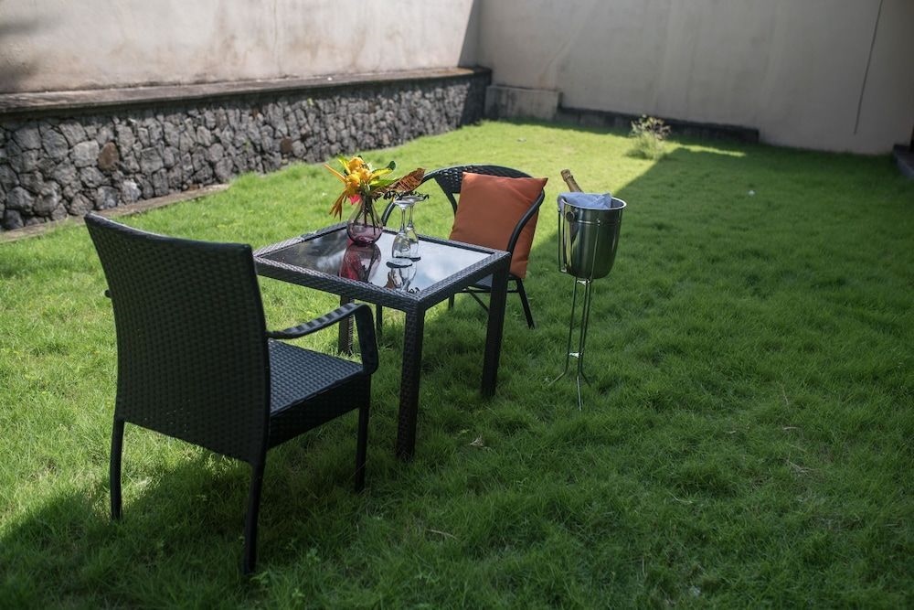 Golden Tulip Essential Kimbima Freetown