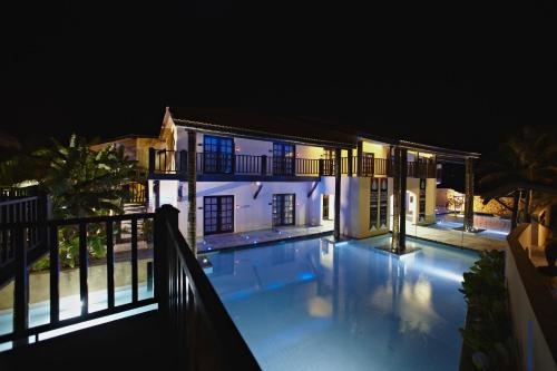 The Rhino Resort Hotel & Spa