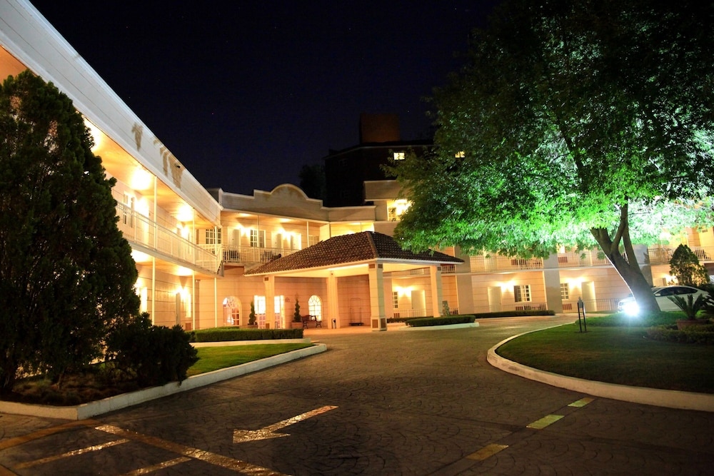 Hotel Real Del Bosque Golf And Spa