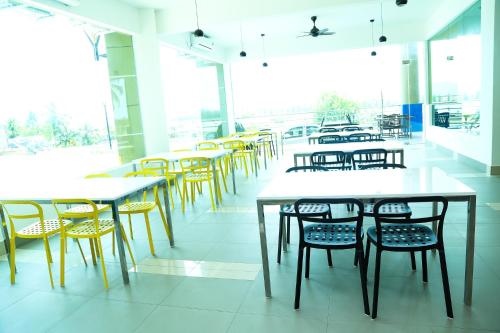 Ramada Resort by Wyndham Lumut Marina Heights