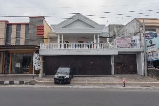 RedDoorz Syariah Plus @ Perintis Guesthouse Tasikmalaya