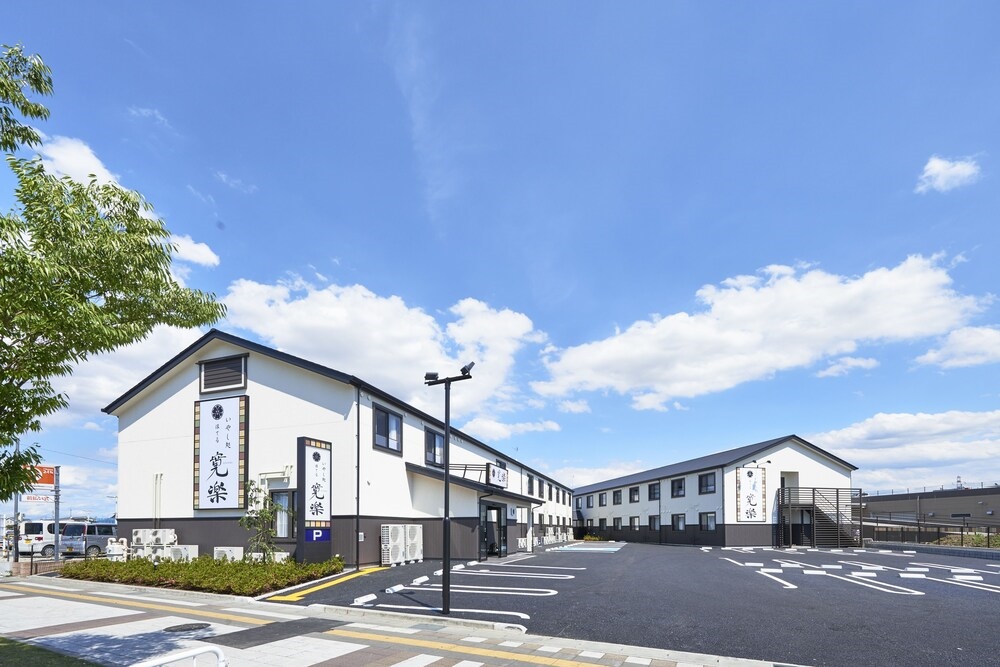 Hotel KAN-RAKU Saitama Honjo-Waseda Hinoki No Yakata