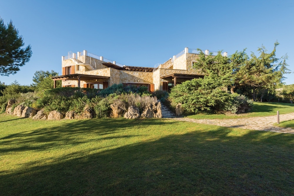 Is Arenas Private Golf Foresterie Only for Golfers