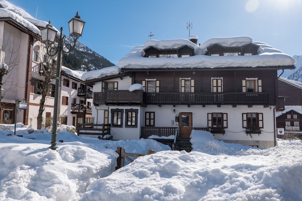 Incanto Walser Apartments Piazza