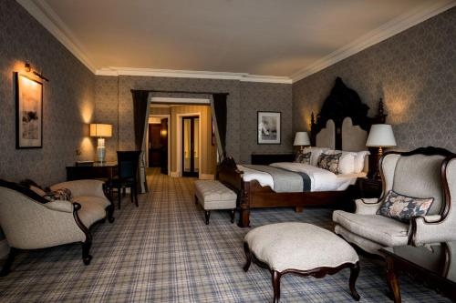 Harvey's Point Hotel