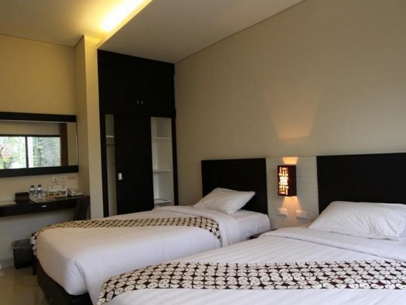 Ommaya Hotel & Resort