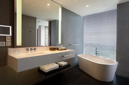 InterContinental Bandung Dago Pakar by IHG