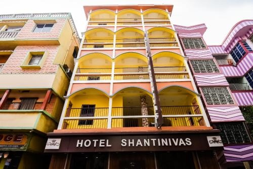 Hotel Shantinivas