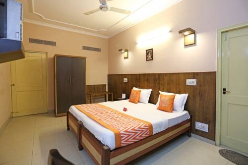 Hotel Luxmi Residency