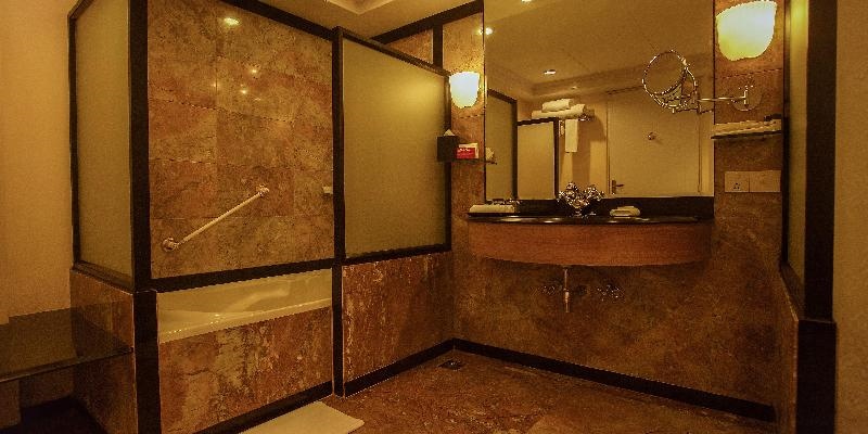 Crowne Plaza Chennai Adyar Park