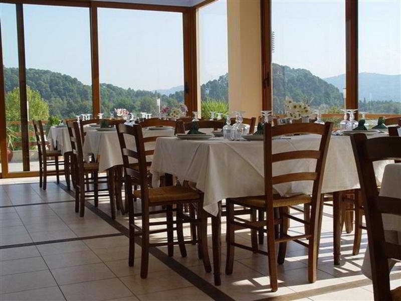Neda Hotel