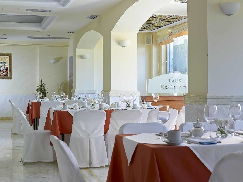 Avantis Suites Hotel