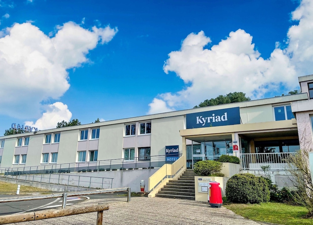 Hotel Kyriad Nemours