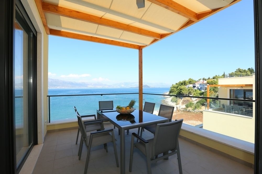 Beach Apartments Slatine