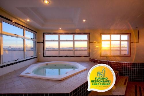 Bristol Centro Cívico Multy Hotel