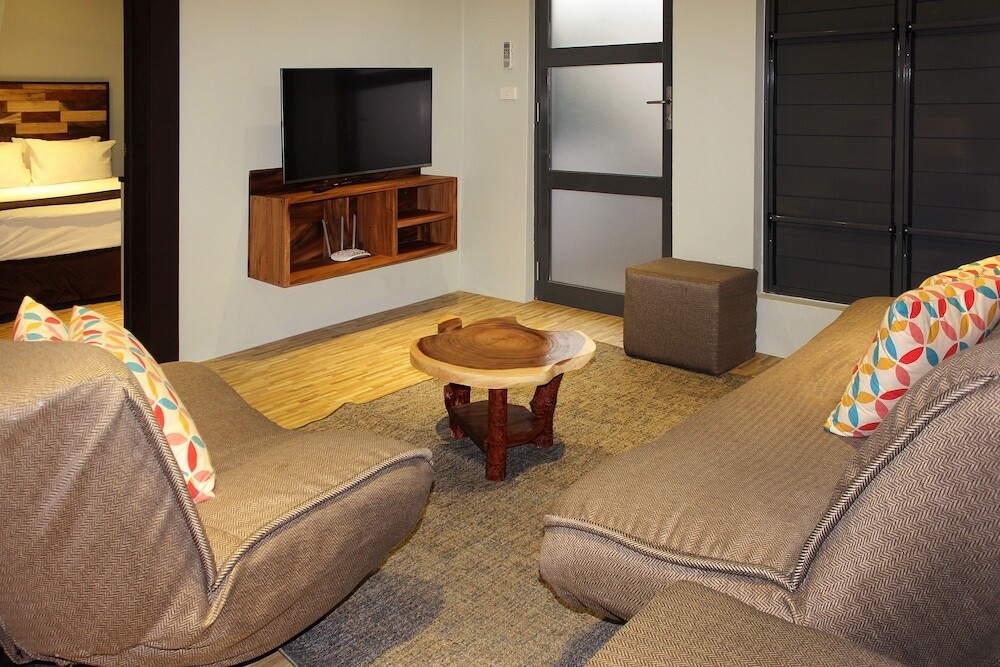 Greystone Apartments 01