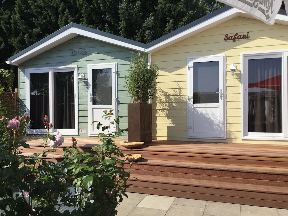 Zu Jeddeloh's Rosengarten (Adults Only)