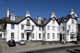 Burnett Arms Hotel