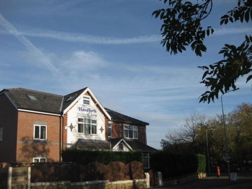 The Handforth Lodge - Bed & Breakfast (Adults Only)