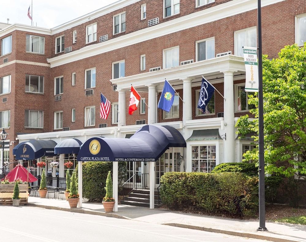 Capitol Plaza Hotel Montpelier Tapestry Collection By Hilton