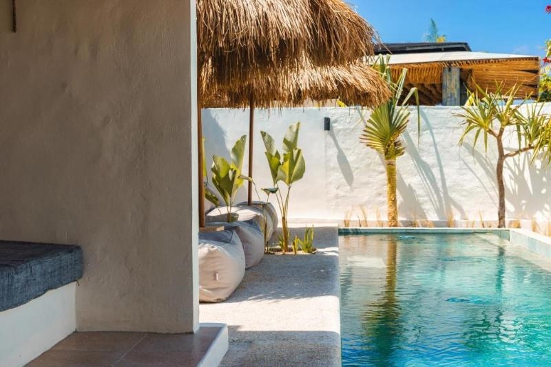 Amber Lombok Beach Resort