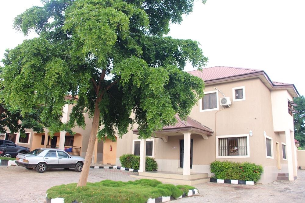 Lily Grand Hotel Lokoja