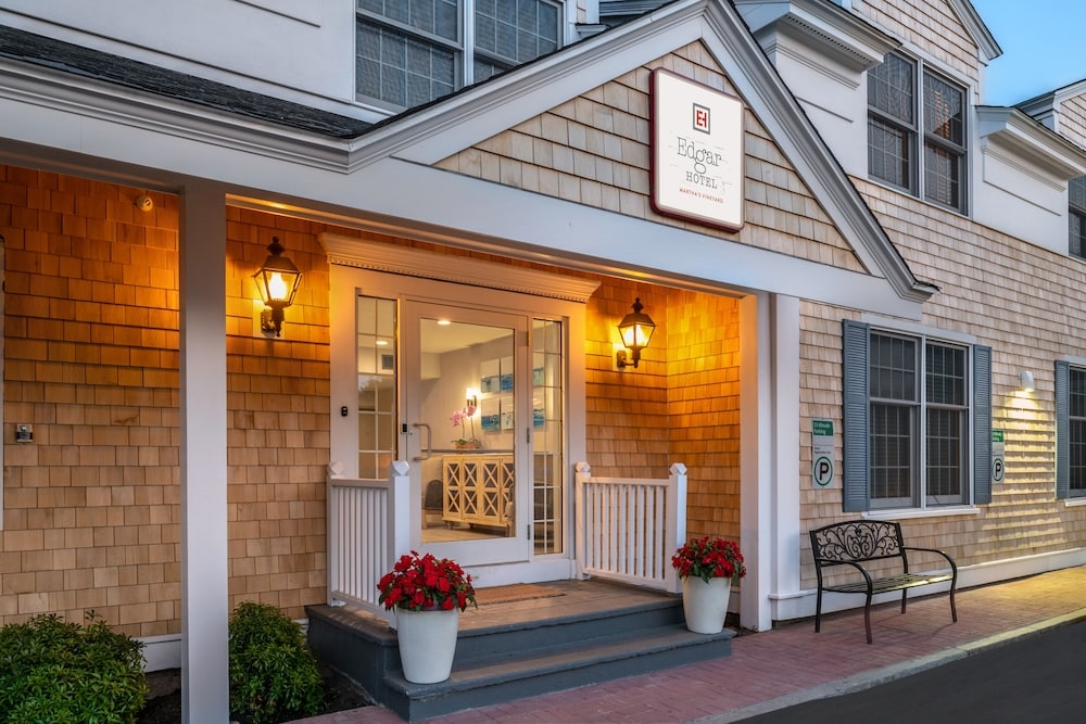 Clarion Inn Marthas Vineyard