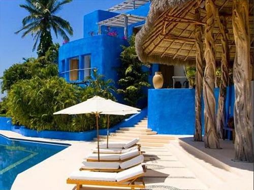 Bungalows & Casitas De Las Flores In Careyes