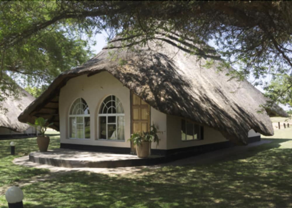 Hideaway Lodge And Fishing Camp