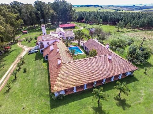 Estancia Pinos de la Quebrada