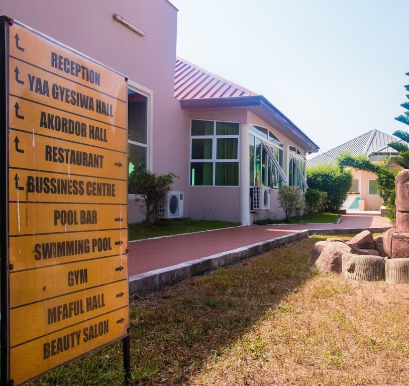 Smayak Hotel