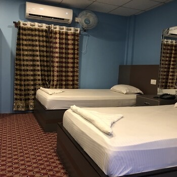 Hotel Rajdurbar & Navrang Resort