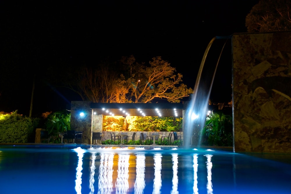 Hotel Alto Del Camino