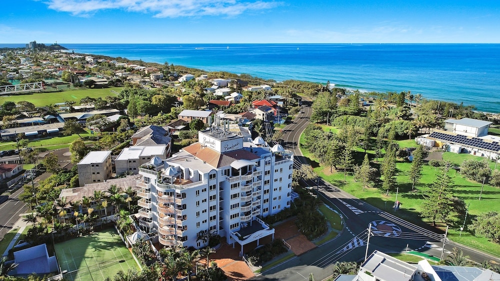 Beachside Resort - Kawana Waters