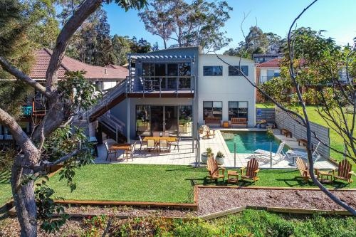 The Edgewater Bed & Breakfast (Adults Only)