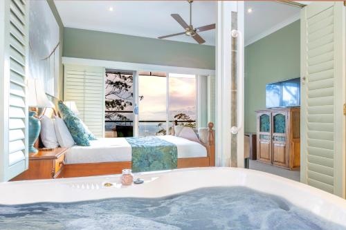 Avocado Sunset B&B (Adults Only)