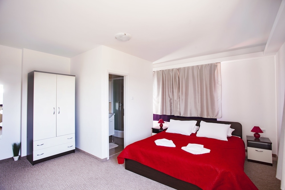 London Rooms Zagreb Airport