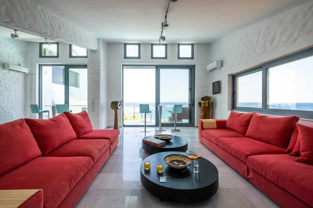 Icarus Luxury Beachfront Villa