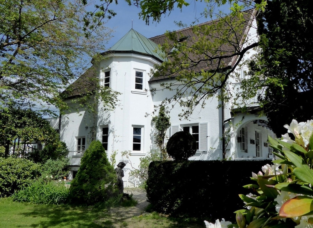 Am Eichholz Galerie & Art Hotel (Adults Only)