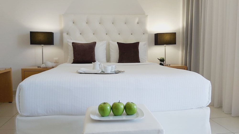 Akrogiali Exclusive Hotel - Adults Only