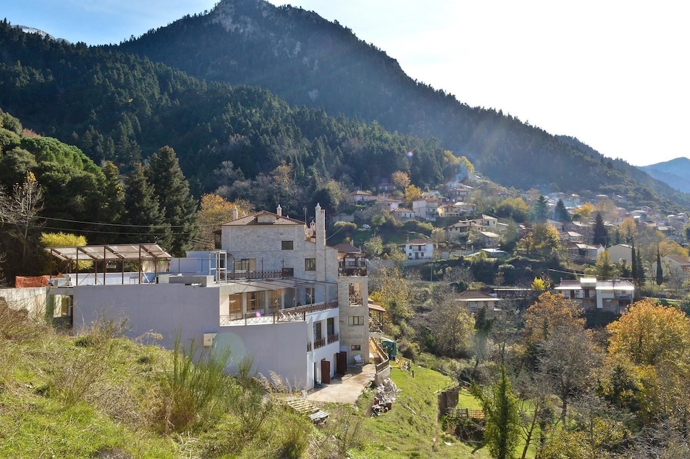 Hotel Mikri Archontissa