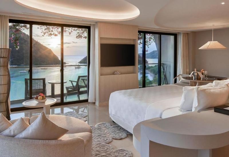 AYANA Komodo Waecicu Beach