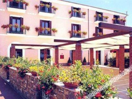 Hotel Pisacane
