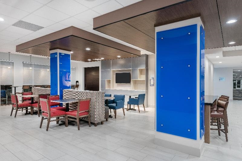 Holiday Inn Express & Suites Missouri City West