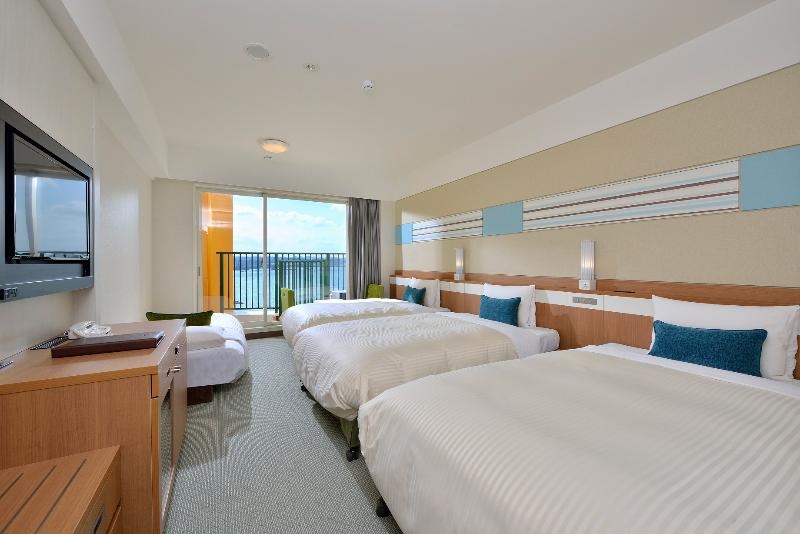 Vessel Hotel Campana Okinawa