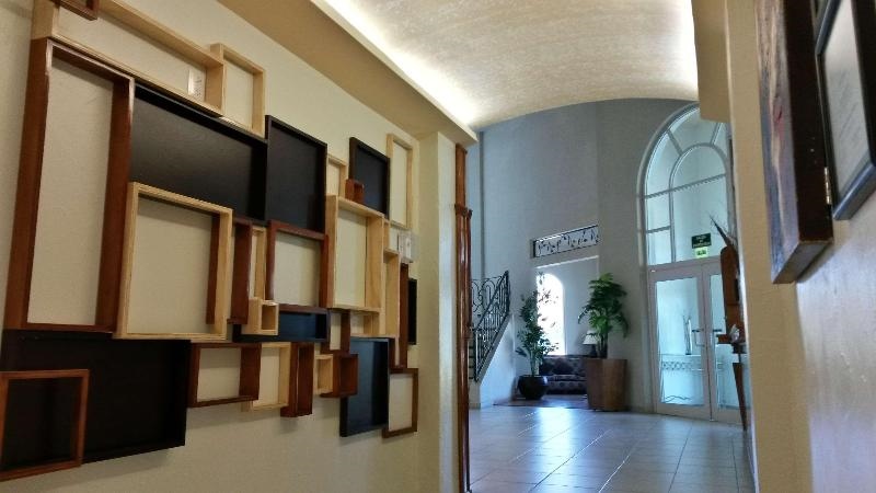 Best Western Bazarell Inn