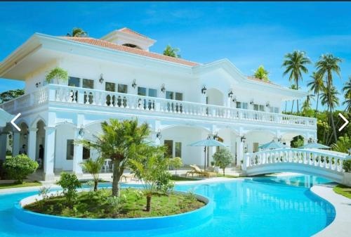 Casa Blanca By The Sea